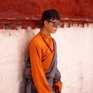 黑猪小佩琪抖音达人头像