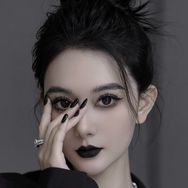 李一橙（品牌仓小号）抖音号头像