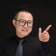 笨嘴哥财经抖音达人头像
