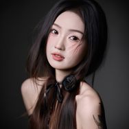 佳佳baby（男神常小帅）抖音达人头像