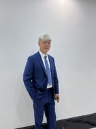 霞湖世家官方旗舰店男装号抖音达人头像