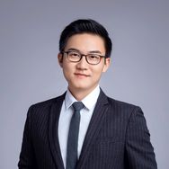 胡小群讲数学抖音达人头像