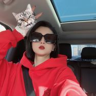 六边形大妮抖音达人头像
