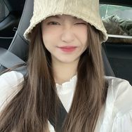 曼希只是仙女丶抖音达人头像