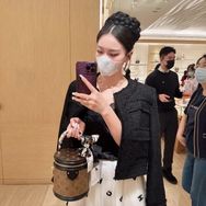 港澳轻奢折扣店抖音号头像