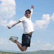不白买抖音达人头像