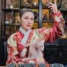 潘家园文玩女侠慧慧盛世阁抖音达人头像