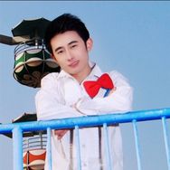 大鹏💫F5舞团抖音达人头像