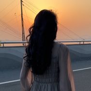 杭州微雨女装抖音达人头像