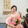 小郑郑在卖手机抖音达人头像