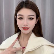 梦雨服装商行抖音达人头像