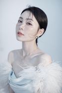 余潇潇官方旗舰店抖音达人头像