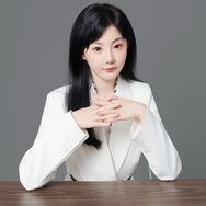 财经嘉嘉蔚抖音达人头像