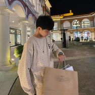 施拉姆姆抖音达人头像
