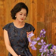 萧娘香云纱-楠秋抖音达人头像