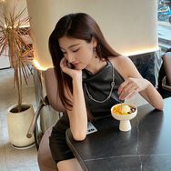 黎安娜抖音达人头像