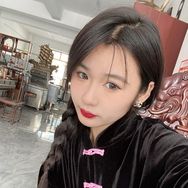 鹿小妹（鹿场）抖音达人头像