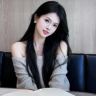 153玲玲小个子抖音达人头像