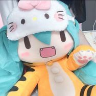 阴晴不定鲨鱼牙抖音达人头像