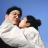 瑶瑶夫妇讲水杯抖音达人头像