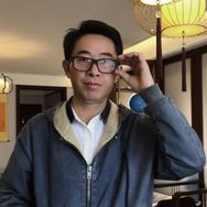 九歌🎼抖音达人头像