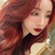张沫凡MOMO抖音达人头像