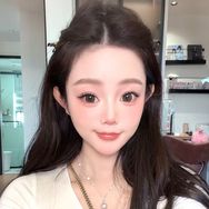 莎莎爱吃饭抖音达人头像