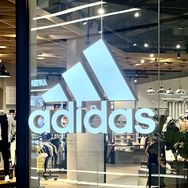 Adidas阿迪达斯先锋运动 滔搏抖音达人头像