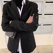 小黑粉🖤抖音达人头像