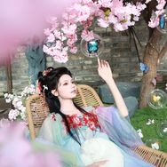 荼蘼（在家休息中）抖音达人头像