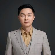 易老师谈育儿（牛娃版）抖音达人头像