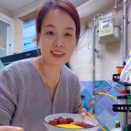 菲菲妈美食抖音达人头像