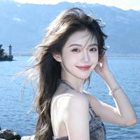 威蜂小洁百货抖音达人头像
