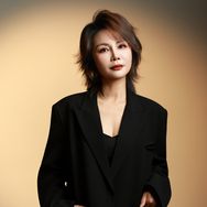 谢姐居家锻炼抖音达人头像