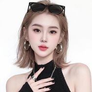 丫头片子🌸抖音达人头像