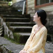 小雨收茶抖音达人头像