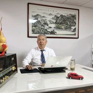 老杨养车（陕西伍尔德）官方号抖音达人头像