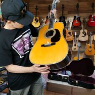 滚石乐器专营店抖音达人头像