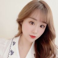 Mia🍐大鸭梨🎤抖音达人头像