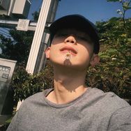 就是热狗🌭抖音达人头像