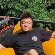 老俞很爱玩抖音达人头像
