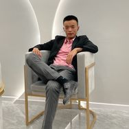 高老四（气质男人）抖音达人头像