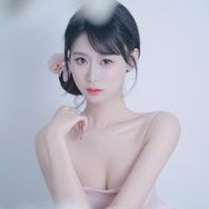 灿灿抖音达人头像