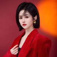 俞洋蕾（李不管老板)抖音达人头像