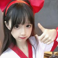 小白兔奶糖ovo抖音达人头像