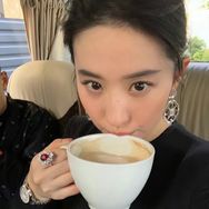 睿睿 Jewelry抖音达人头像