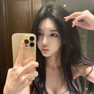 我叫Abbily抖音达人头像
