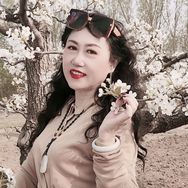 🌸艳丽🌸抖音达人头像