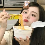 卷卷今天吃什么抖音达人头像
