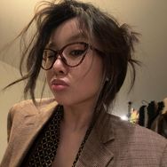 亚热戴抖音达人头像
